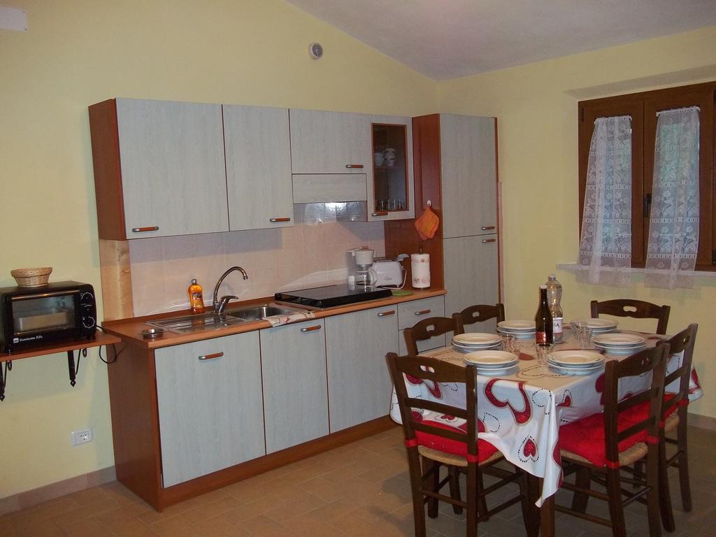 Caddelovi Appartement Fibbialla Kamer foto