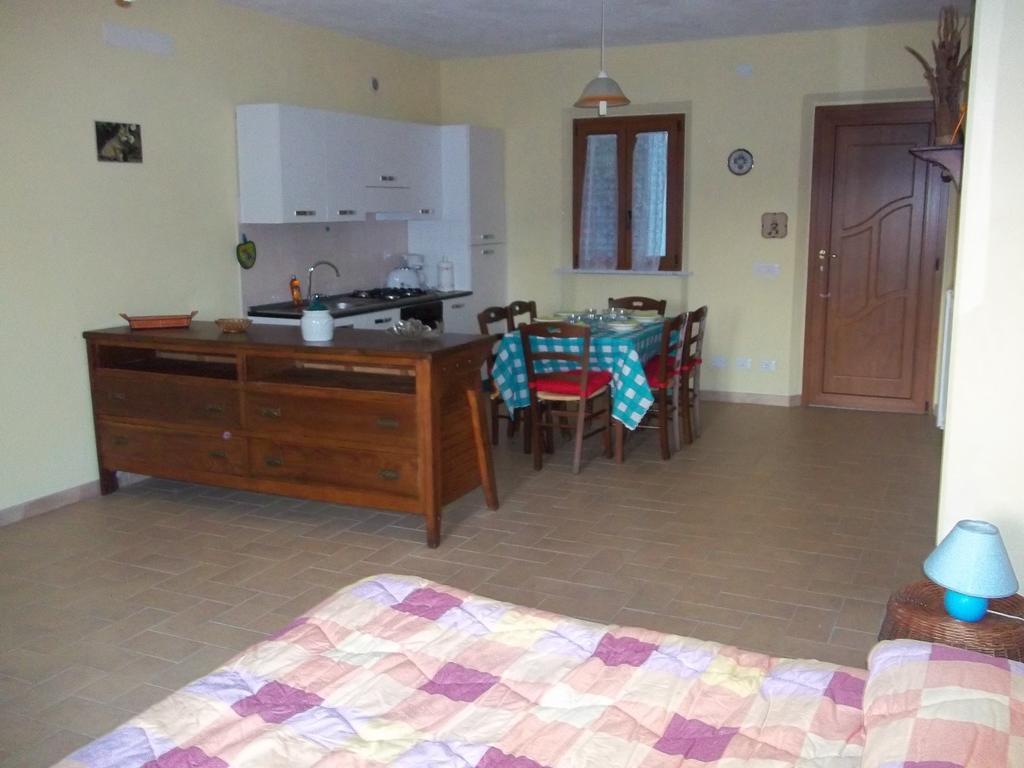 Caddelovi Appartement Fibbialla Kamer foto